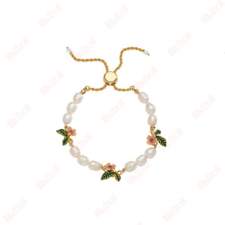 beautiful pearl spacer arrangement bracelet